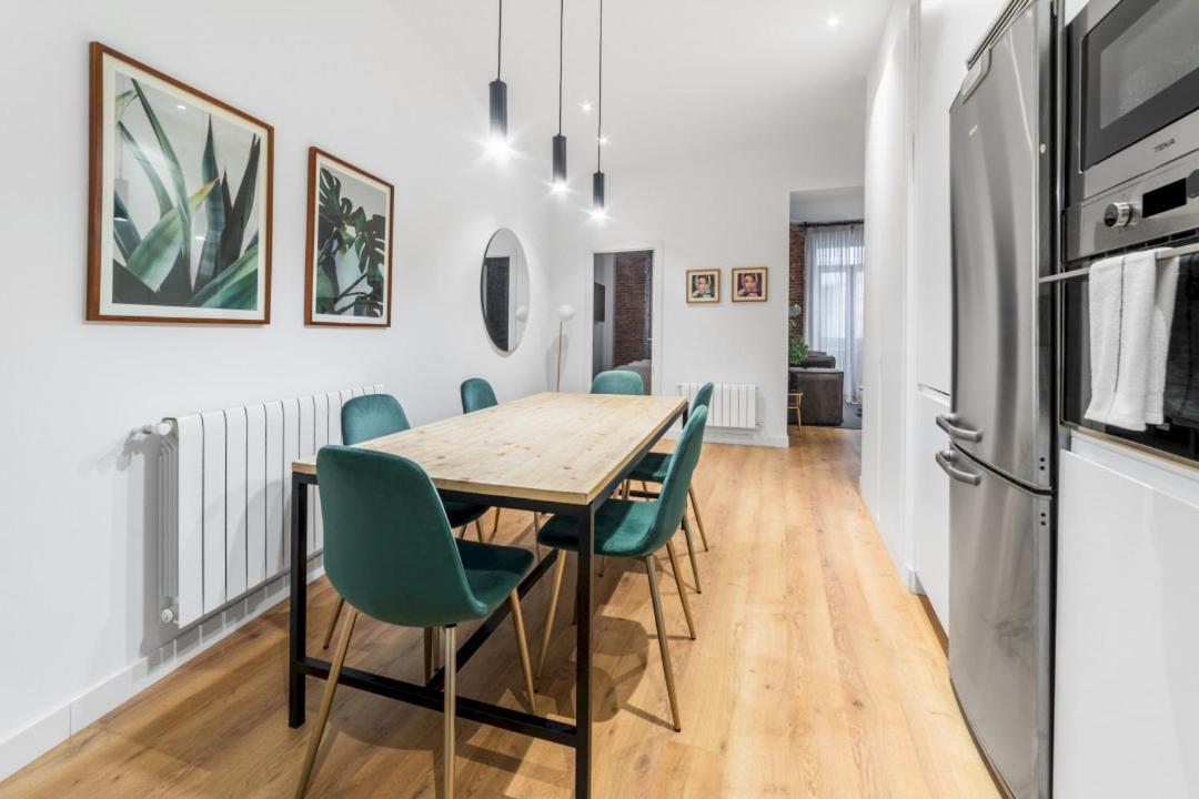 2 Bedrooms 1 Bathroom Furnished - Centro - Equipped & Stylish - Minty Stay Madrid Bagian luar foto